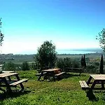 Antico Casale Di Montegualandro & فندق *