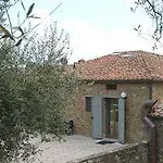 Antico Casale Di Montegualandro & فندق *