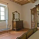 Antico Casale Di Montegualandro & فندق