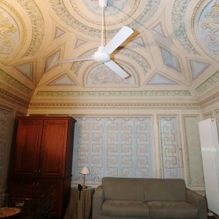 Hotel Antico Casale Di Montegualandro & *