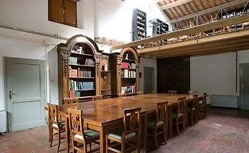 Antico Casale Di Montegualandro & Отель *