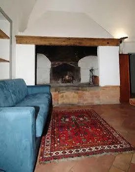 Antico Casale Di Montegualandro & Hotel Terontola
