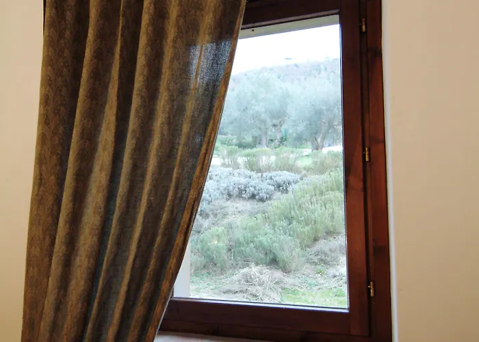 فندق Antico Casale Di Montegualandro & *