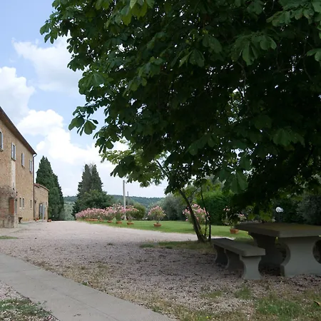 Antico Casale Di Montegualandro & 호텔 *